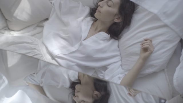 Capture - Charlotte Reinhardt - Murmuring Mornings - Video-Clip